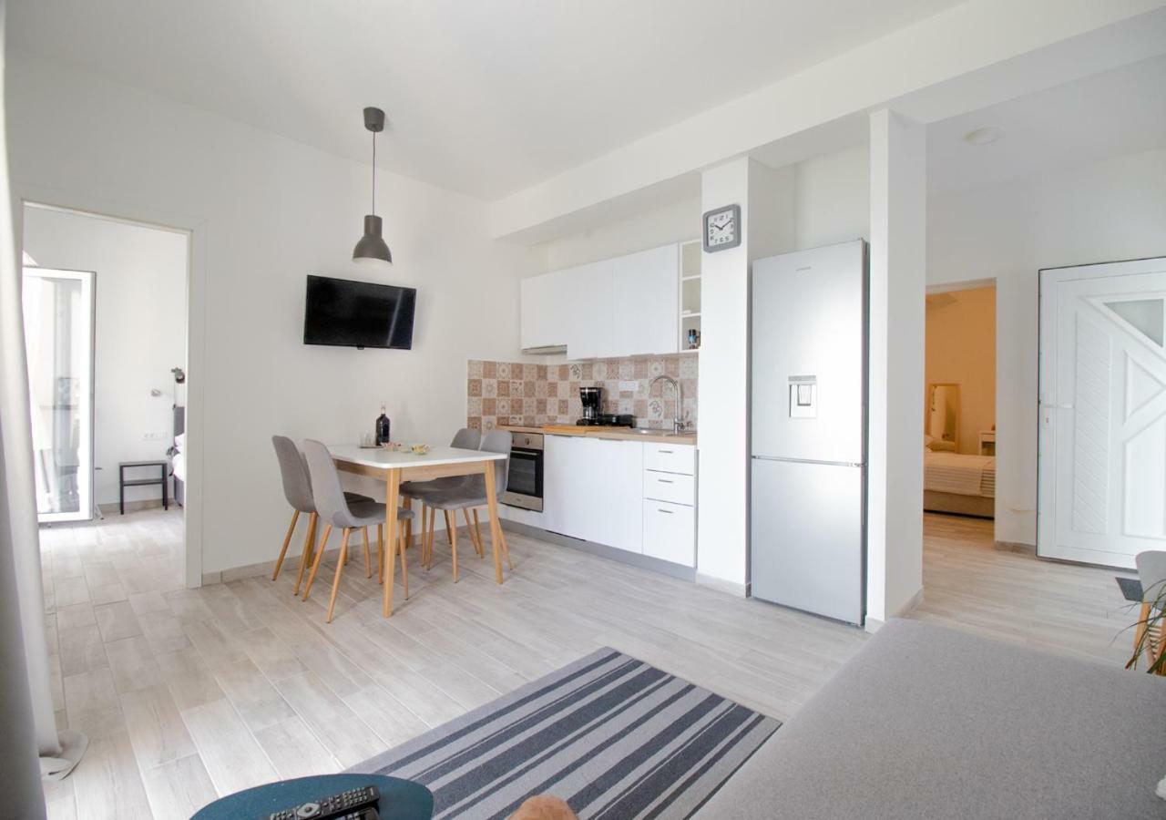 Apartments Blue Horizon Млини Экстерьер фото